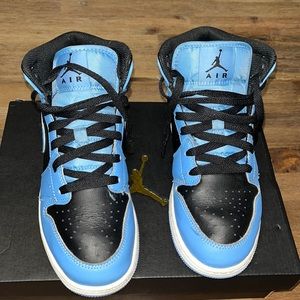 Air Jordan 1 Mid (GS), University Blue/Black-White